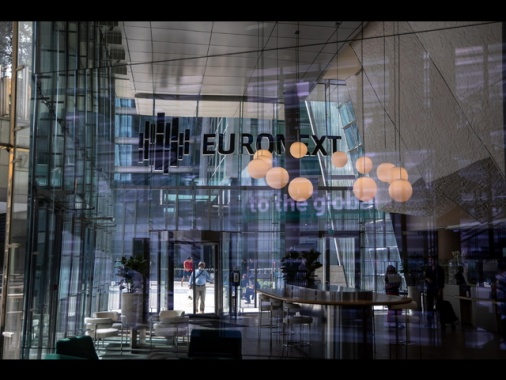 Borsa: l'Europa apre in rialzo e guarda all'economica Usa