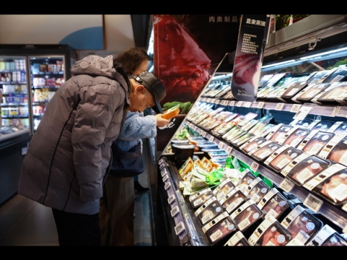 Cina: le vendite di novembre crescono dell'1,3%, è il peggior dato dal Covid