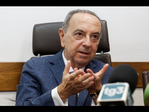 Caso Almasri, il Csm archivia la pratica di trasferimento di Lo Voi