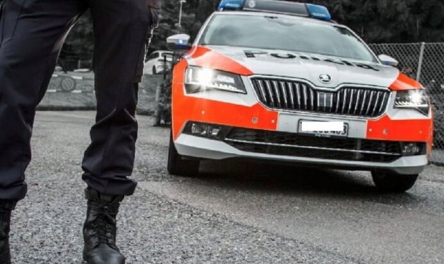 Due distributori di benzina assaltati, una commessa legata