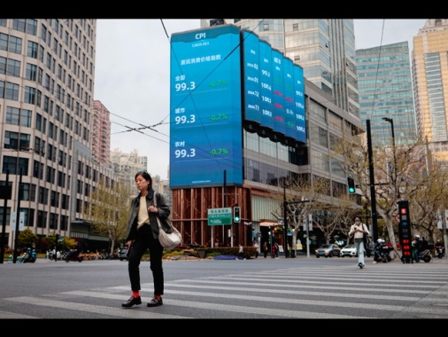 Borsa: bene l'Asia, si scommette su una chiusura positiva dell'anno