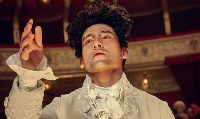 L’ascesa di Mozart nella serie “Amadeus”