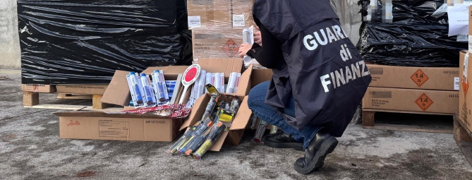 Fuochi pericolosi: sequestrato un lanciarazzi