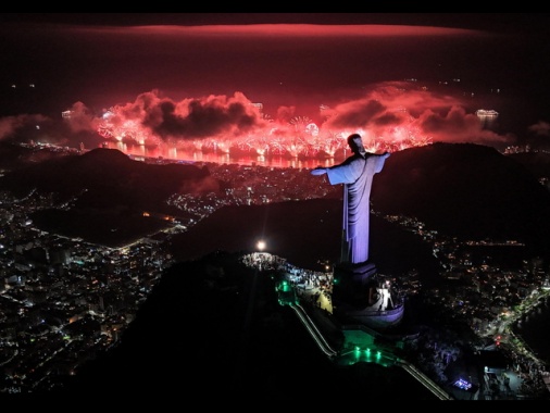 Rio svela il piano per il Capodanno, 13 palchi e fuochi d'artificio