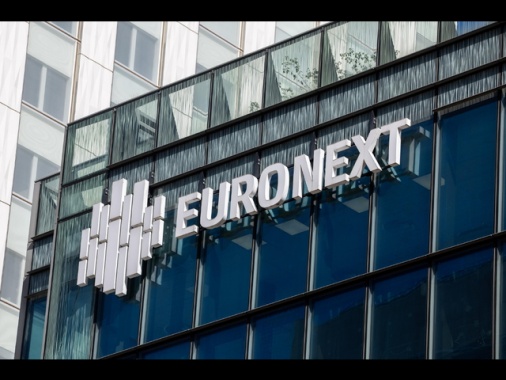 Borsa: l'Europa procede poco mossa, future Usa negativi, Milano +0,5%