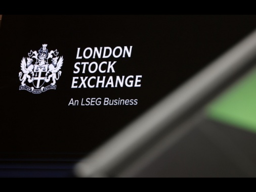 Borsa: l'Europa accelera, migliorano i future Usa, Milano +0,95%