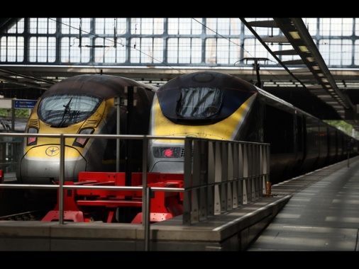 Eurostar sospende tutti i treni tra Londra, Parigi, Amsterdam e Bruxelles