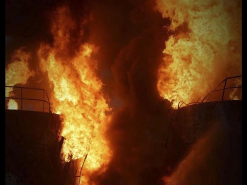 Media russi, drone ucraino su hotel nel Kherson, almeno 24 morti