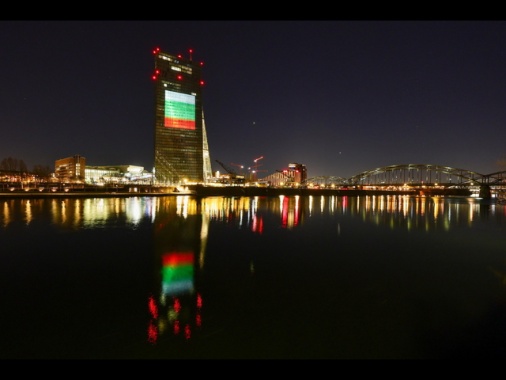 Bulgaria introduce l'euro. Lagarde, 'Benvenuti nella famiglia'