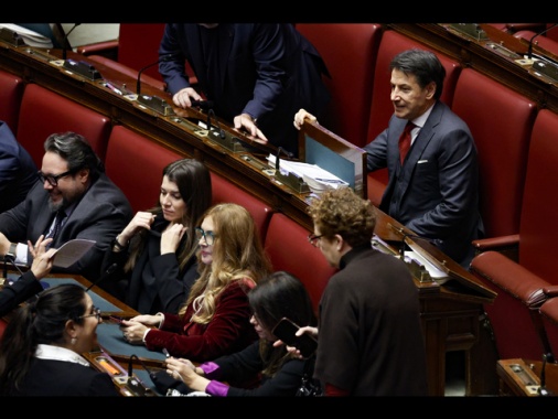 Conte sente Meloni, M5S c'è per assistenza a italiani dopo tragedia di Crans-Montana