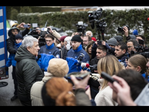 Tajani, 'non confermiamo nomi, c'è procedura da seguire'