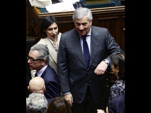 Schlein chiama Tajani, preoccupazione per l'attacco americano al Venezuela