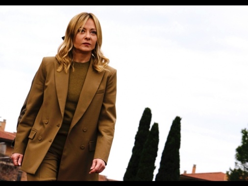 Meloni invita alte cariche e opposizioni a una messa per le vittime di Cras-Montana