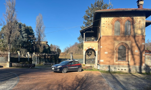 Il luogo del ferimento del 27enne ucraino. Indagano i carabinieri della Compagnia di Gallarate