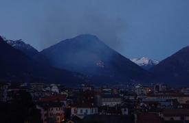 Fiamme sulle alture di Crevoladossola