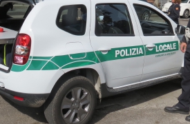 Auto a forte velocità, a bordo un latitante: arrestato a Cantello