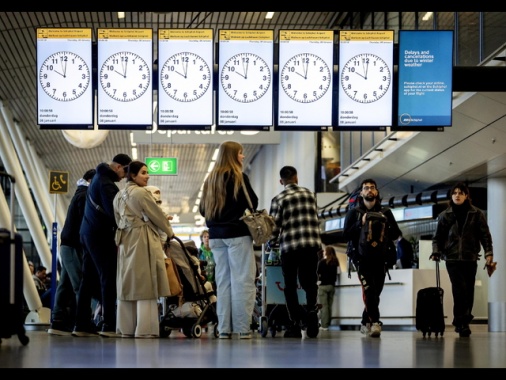 Iata, la domanda di voli a novembre 2025 sale del 5,7% sull'anno