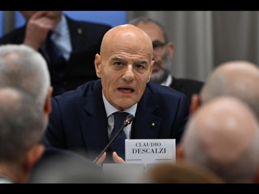 Descalzi a Trump, 'Eni pronta ad investire in Venezuela'