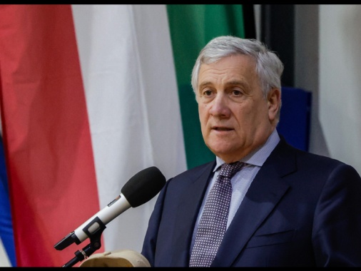 Tajani, governo preoccupato per quello che succede in Iran