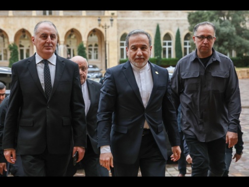 Iran, 'aperti canali di comunicazione con un emissario americano'