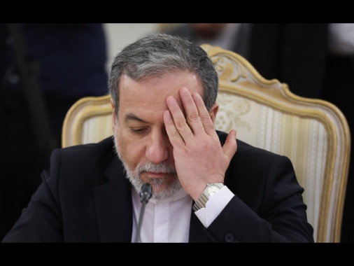 Iran, 'interrotto internet perchè i terroristi sono guidati dall'estero'