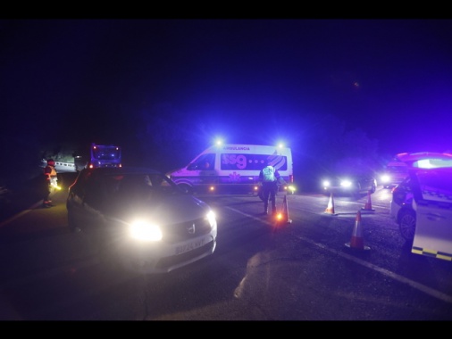 Sale a 21 il bilancio delle vittime dell'incidente ferroviario in Spagna