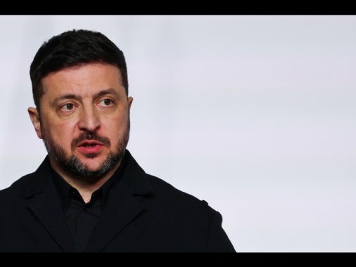 Zelensky, 'Mosca si prepara ad un attacco massiccio, stiamo attenti'