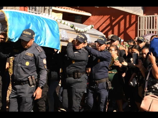 Guatemala, salgono a 10 i poliziotti uccisi dalle gang