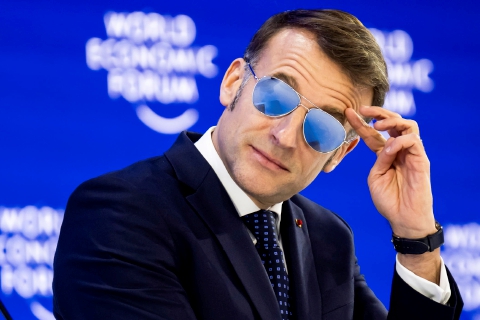 Gli occhiali di Macron e il boom degli ottici