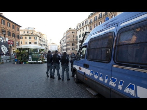 Scontri sull'A1 fra tifosi del Napoli e della Lazio