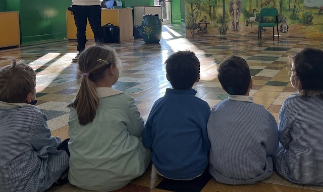 Le rette aumentano, le famiglie scappano dalla Materna