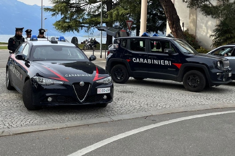 Ruba caldaia del Comune e coltiva in casa marijuana