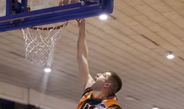 Un momento del derby tra Nervianese e Sangiorgese