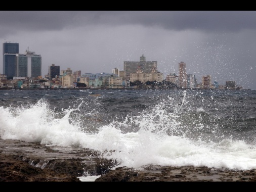 Un massiccio blackout lascia senza luce la parte orientale di Cuba