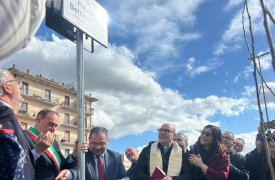 Una piazza intitolata a Bettino Craxi