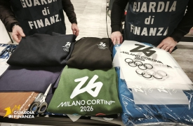 Felpe “Milano-Cortina” taroccate, azienda nei guai