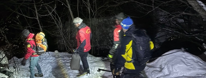 Bloccati dalla neve, salvati grazie all’iPhone