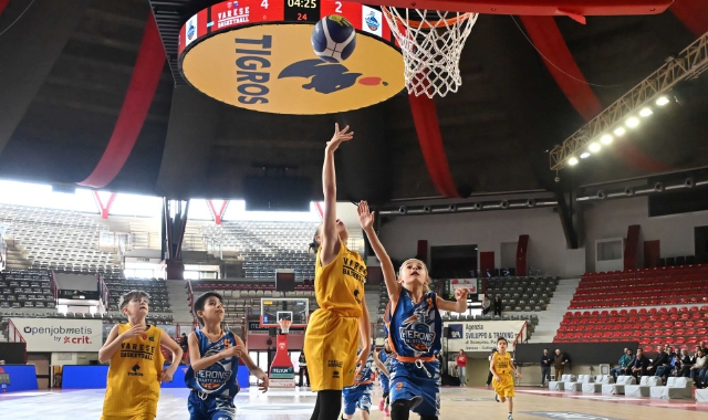 Il Memorial Bruno Arena al palazzetto di Masnago  (foto Angelo Puricelli)