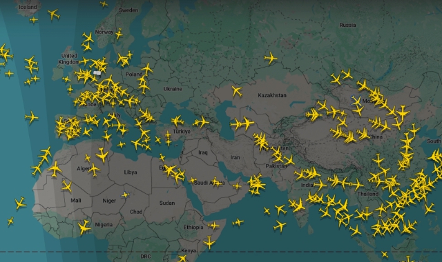 I missili frenano Malpensa. Attesa per il rientro degli studenti italiani