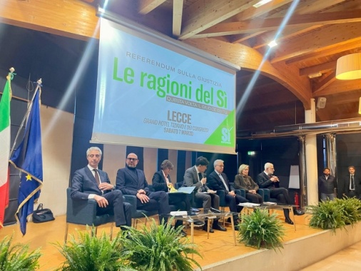 Mantovano, su referendum toni apocalittici ma guerra ridimensiona il tema