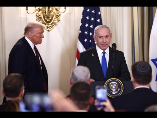 Netanyahu, 'stiamo spezzando le ossa all'Iran ma non abbiamo ancora finito'
