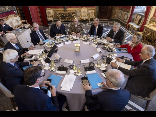 Consiglio supremo richiama articolo 11, Italia non partecipa a guerra