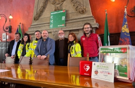 Somma Lombardo “cardioprotetta” con due nuovi defibrillatori