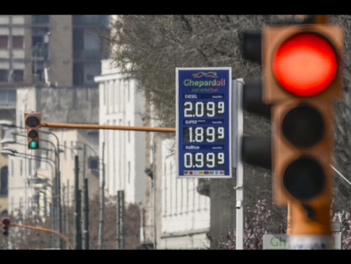 Cgia, esborsi da 350 euro a famiglia per i rincari per petrolio e gas