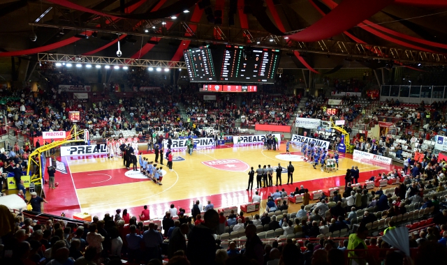 OJM a canestro contro la violenza