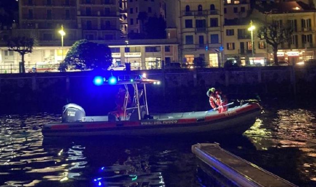 Sversamento di idrocarburi nel lago Maggiore: bonifica in corso