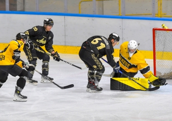 I Mastini lottano fino alla fine, ma Aosta vince 4-3