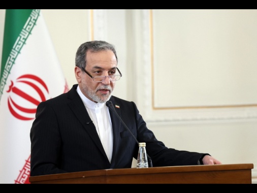 Iran, 'gli altri Paesi evitino ogni azione che estenda il conflitto'