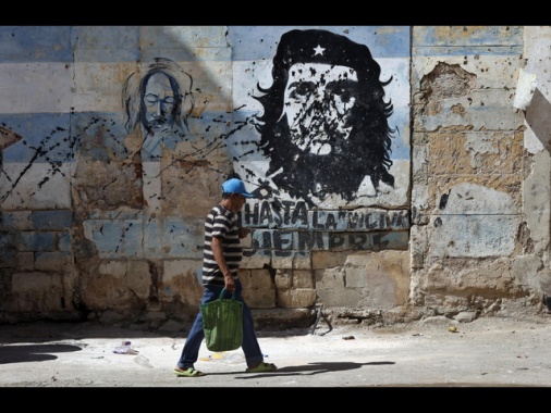 Trump, 'Cuba vuole un accordo, me ne occuperò dopo l'Iran'