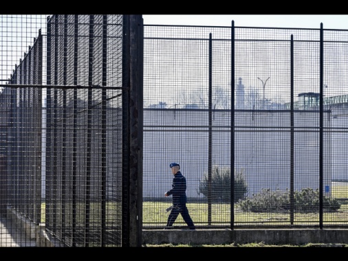 Mattarella, i suicidi in carcere sono una sconfitta dello Stato